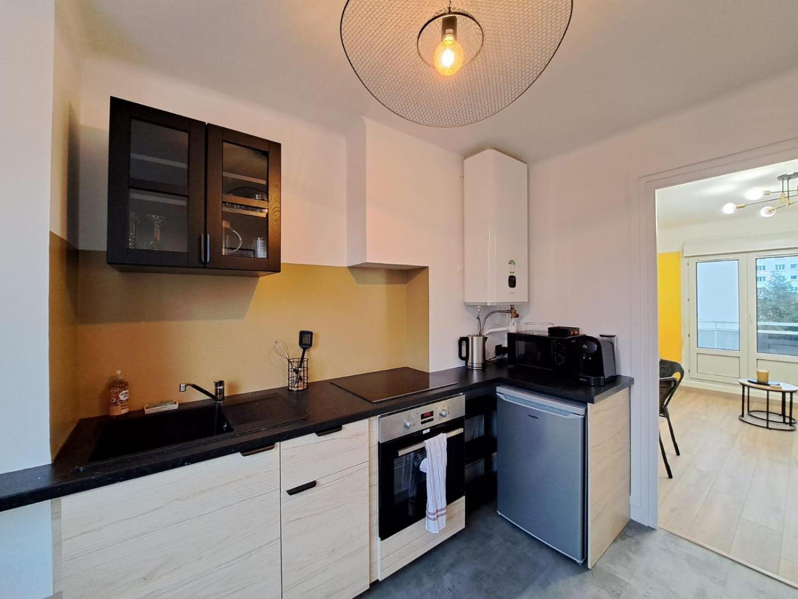 Appartement Cosy Au Coeur De Reims Luaran gambar